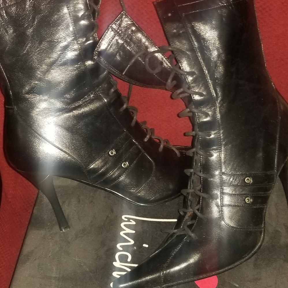 Black Mid Rise boots